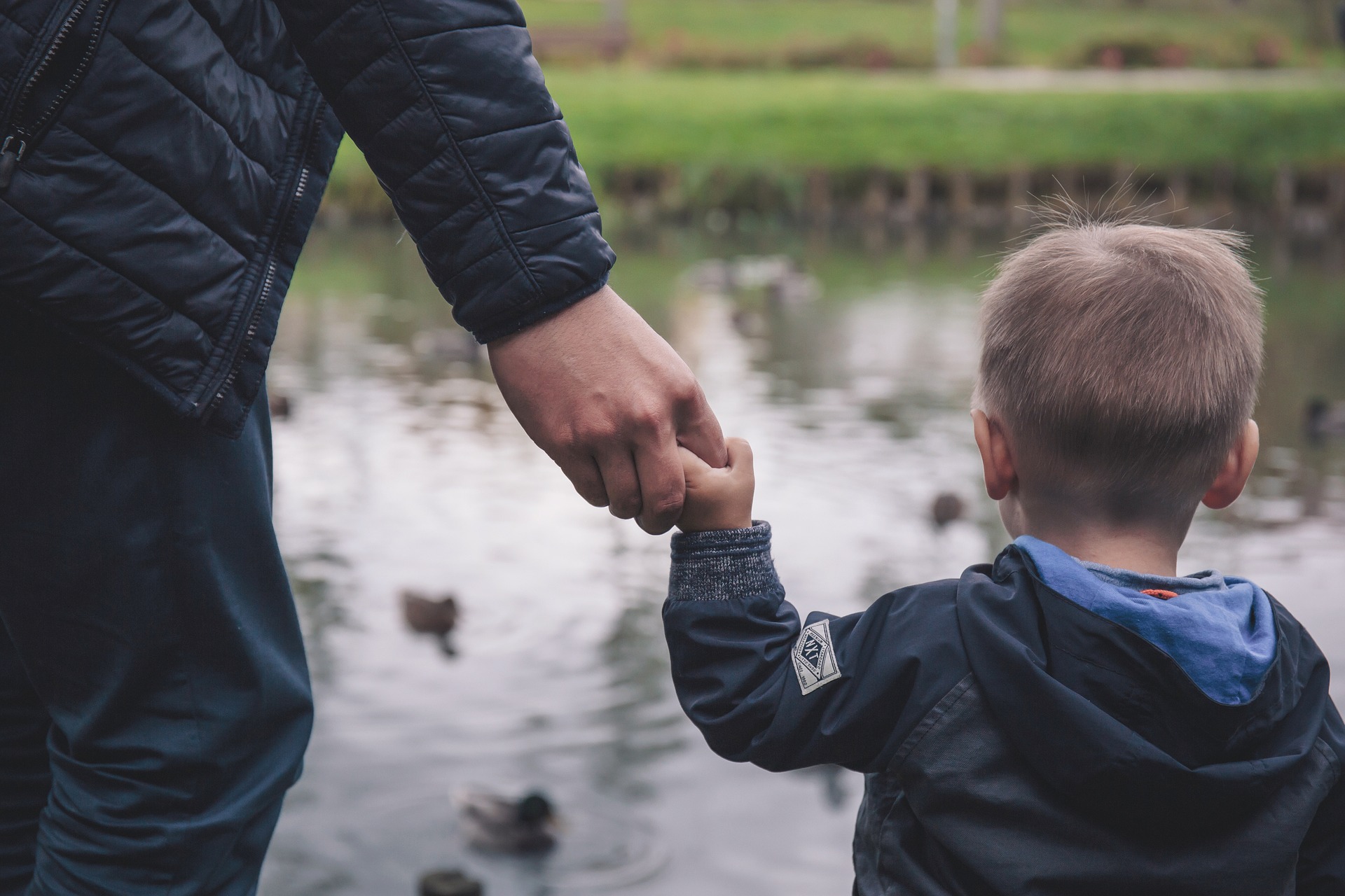 Familiäre Bindung wichtiger als leibliche Vaterschaft